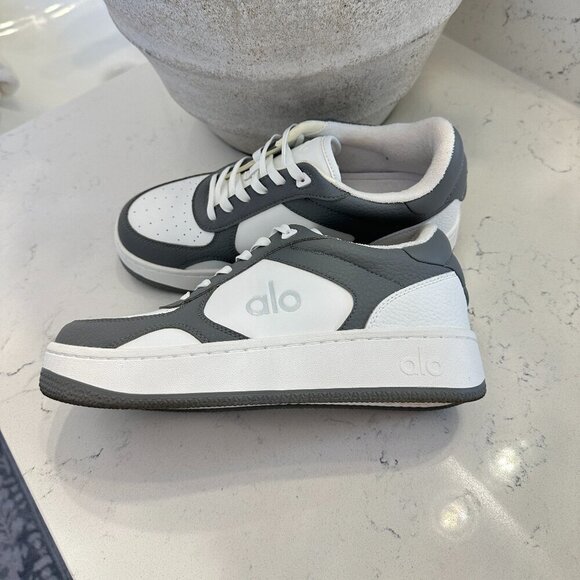 ALO YOGA Recovery Mode Sneaker in Grey/White Size US 7.5 - Picture 6 of 10